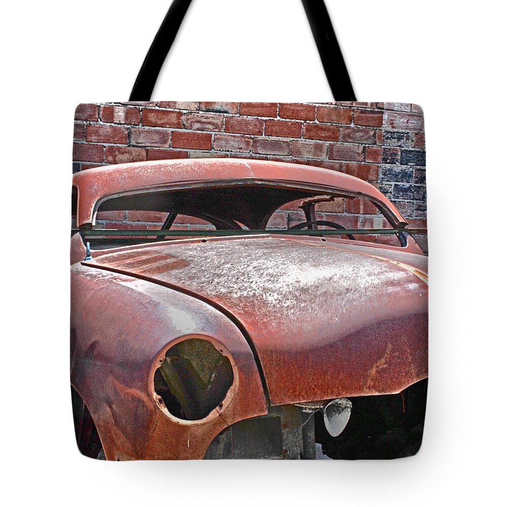 Car Tote Bag featuring the photograph The Fixer Upper by Lynn Sprowl