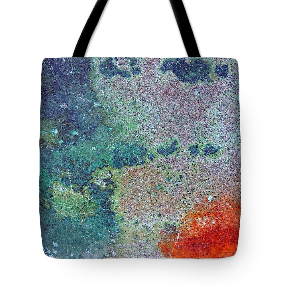 Marcia Lee Jones Tote Bag featuring the photograph The Kiss by Marcia Lee Jones