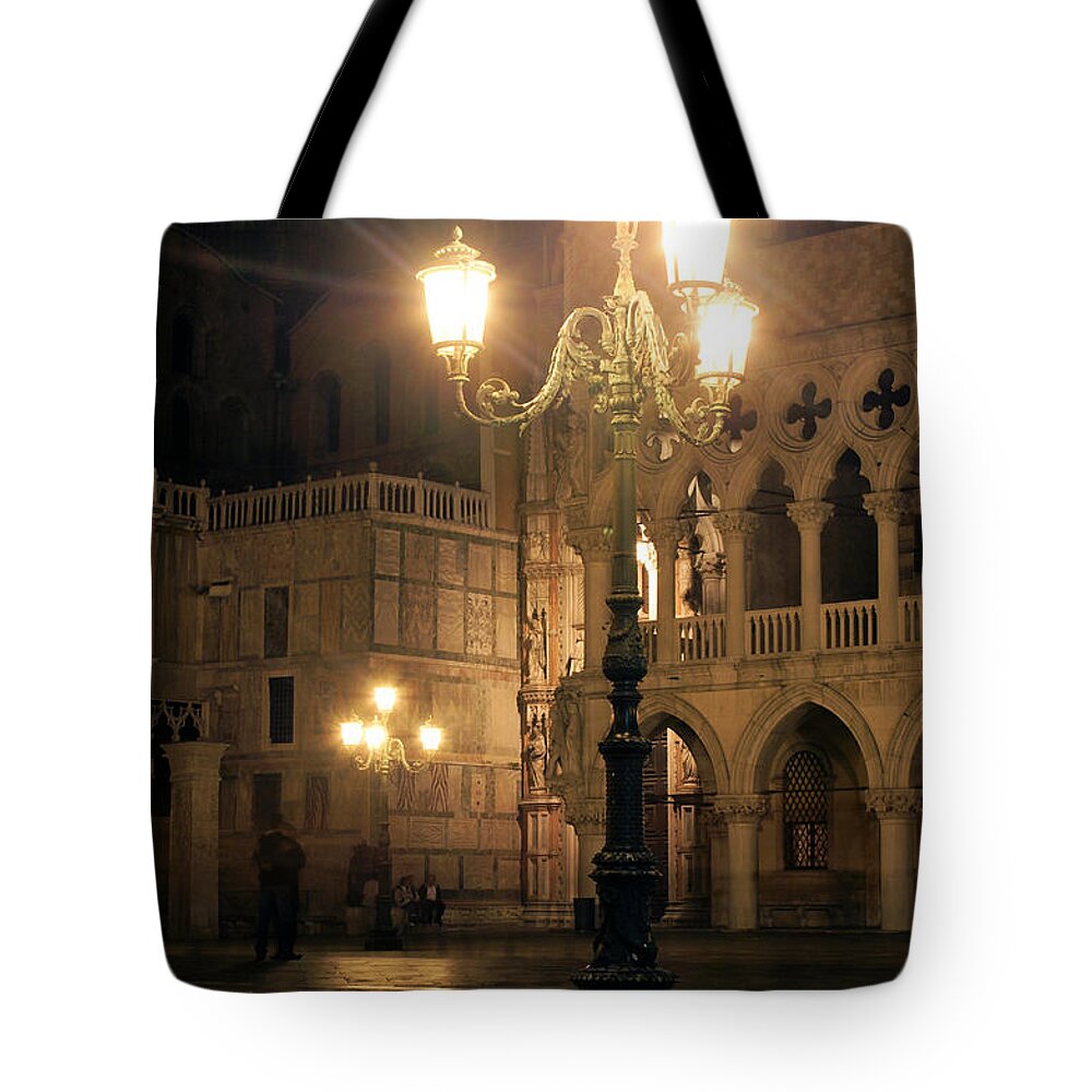 Stret Light Tote Bag featuring the photograph The light by Ron Harpham