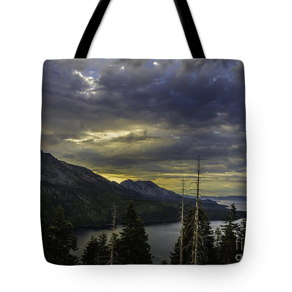 The Lookout Tote Bag featuring the photograph The Lookout by Mitch Shindelbower