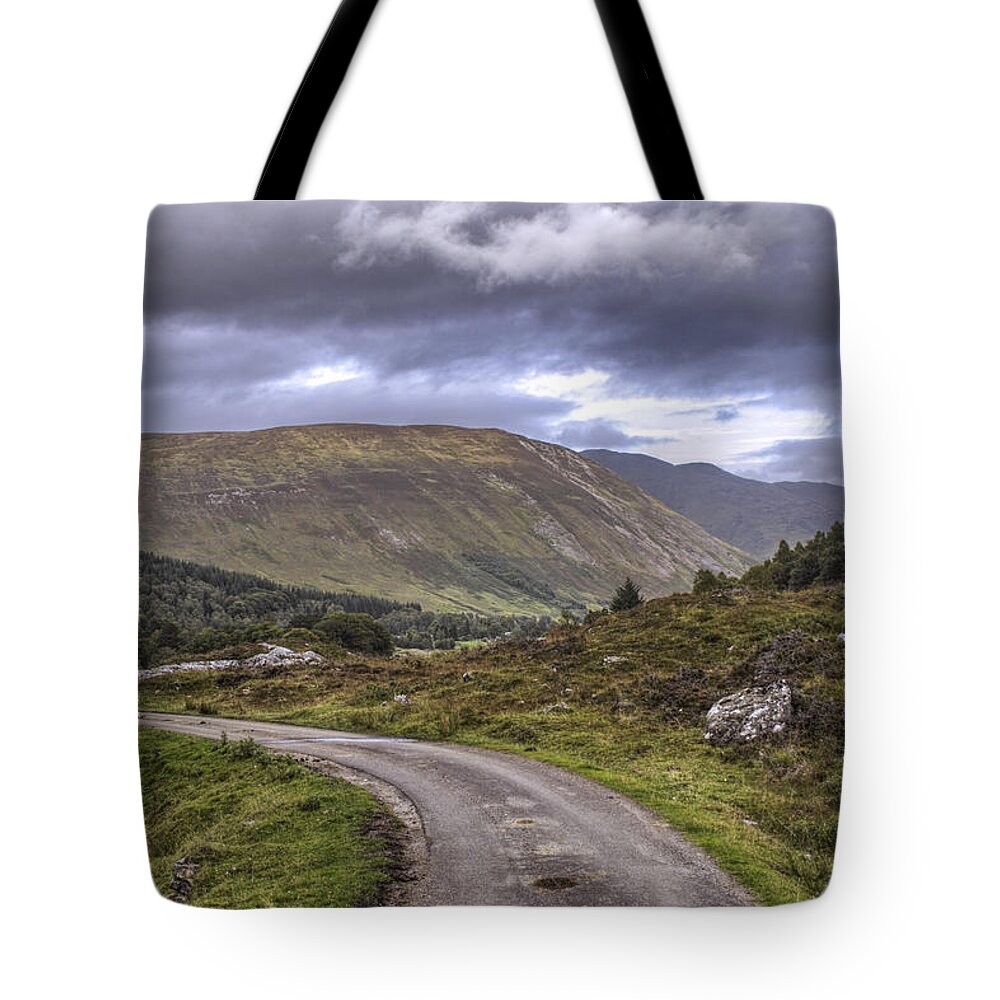 Scotland Tote Bag featuring the photograph The Road through Glen Lyon - Scotland by Jason Politte