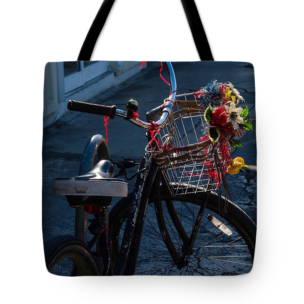 Basket Tote Bag featuring the photograph Transportation Personality by Ed Gleichman