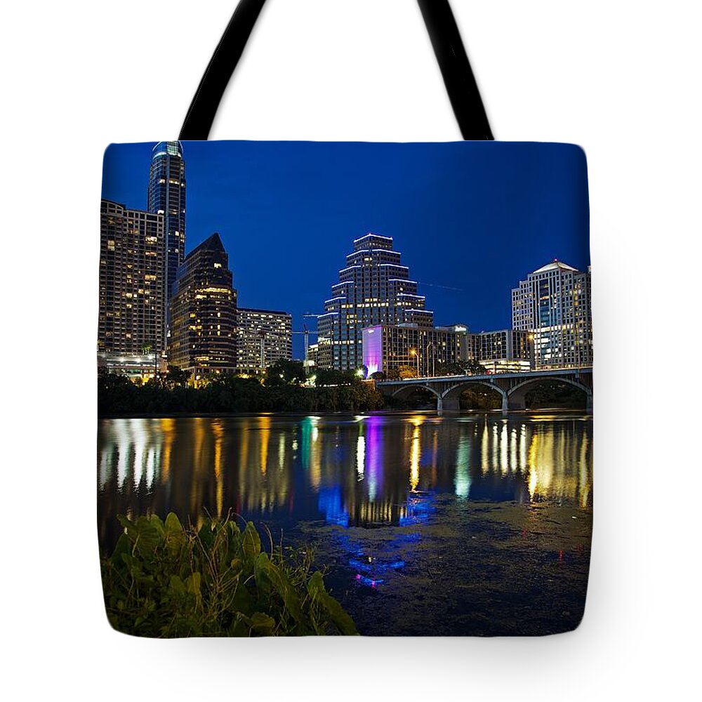 Austin Tote Bag featuring the photograph Twilight Reflections by Dave Files
