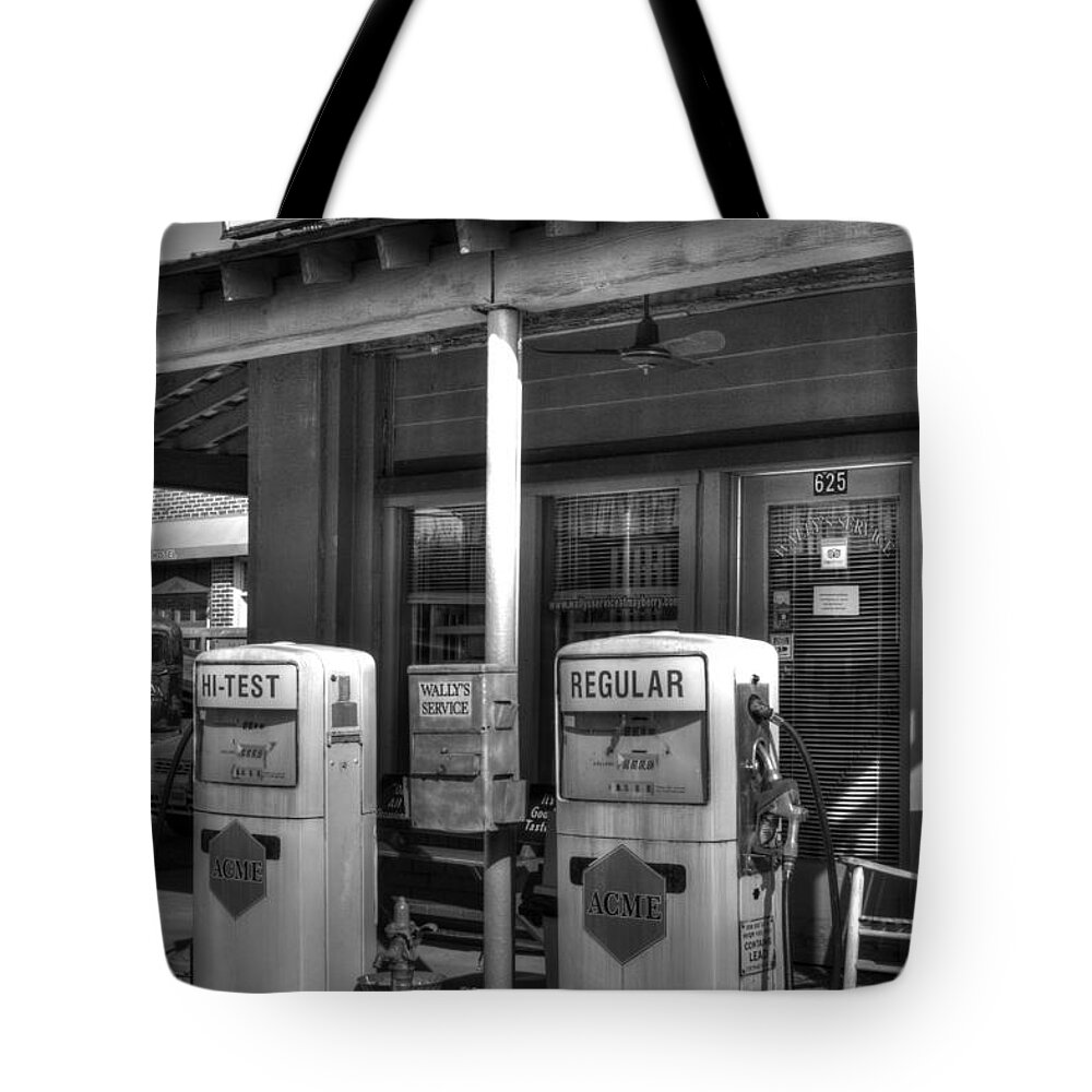 Gas Station Tote Bag featuring the photograph Wally's Service Station by Michael Eingle