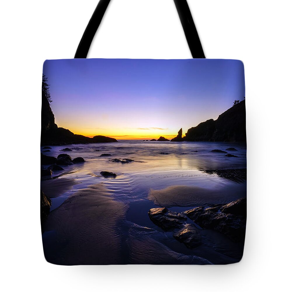 Washington Coast Tote Bag featuring the photograph Washington Coast Warm Dusk Reflections by Mike Reid