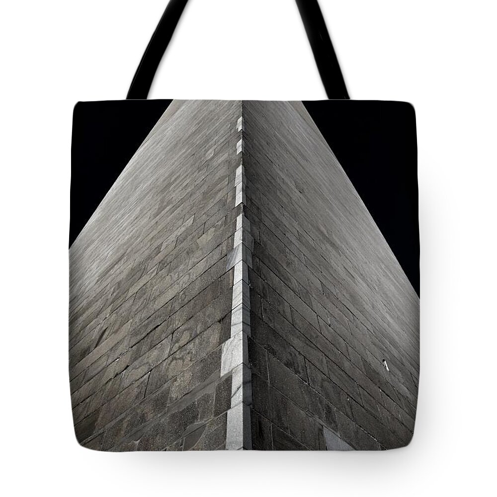Washington Monument Tote Bag featuring the photograph Washington Monument by Marianna Mills