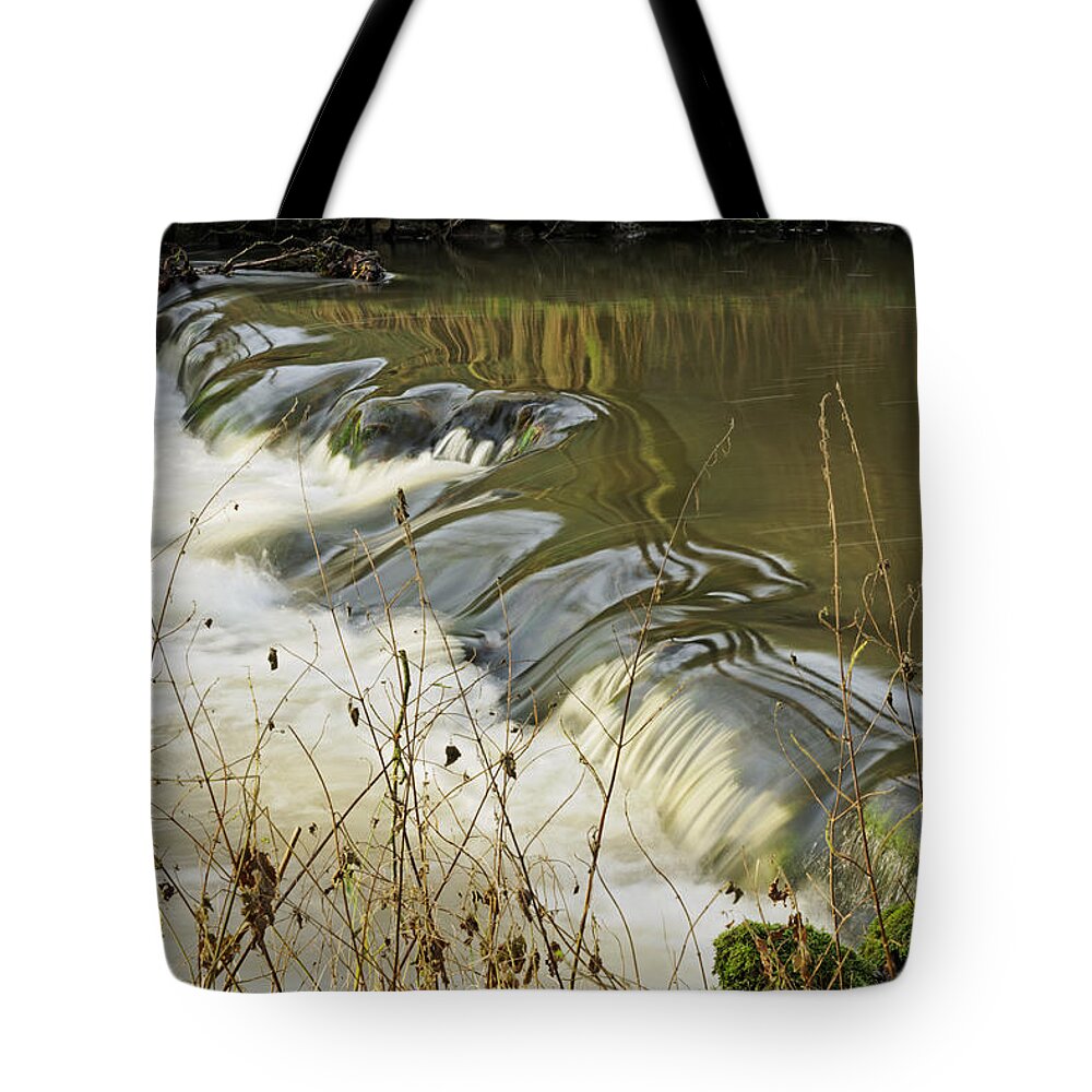 Britain Tote Bag featuring the photograph Weir Close-up in Wolfscote Dale by Rod Johnson