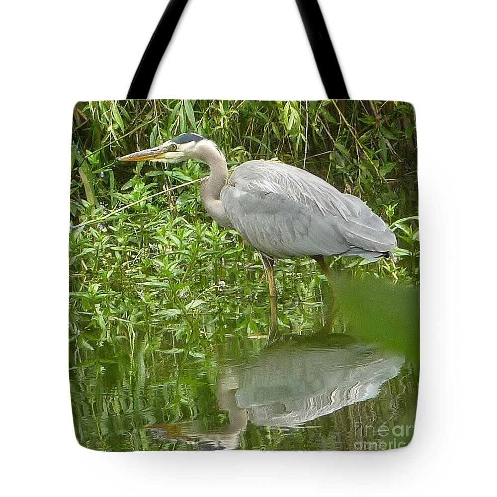 Birds Tote Bag featuring the photograph White Egret Double by Susan Garren