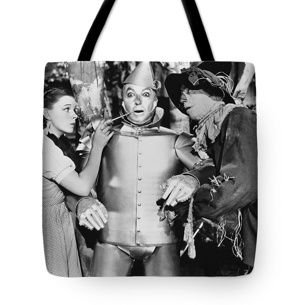 1930's Tote Bag featuring the photograph Wizard Of Oz by Underwood Archives