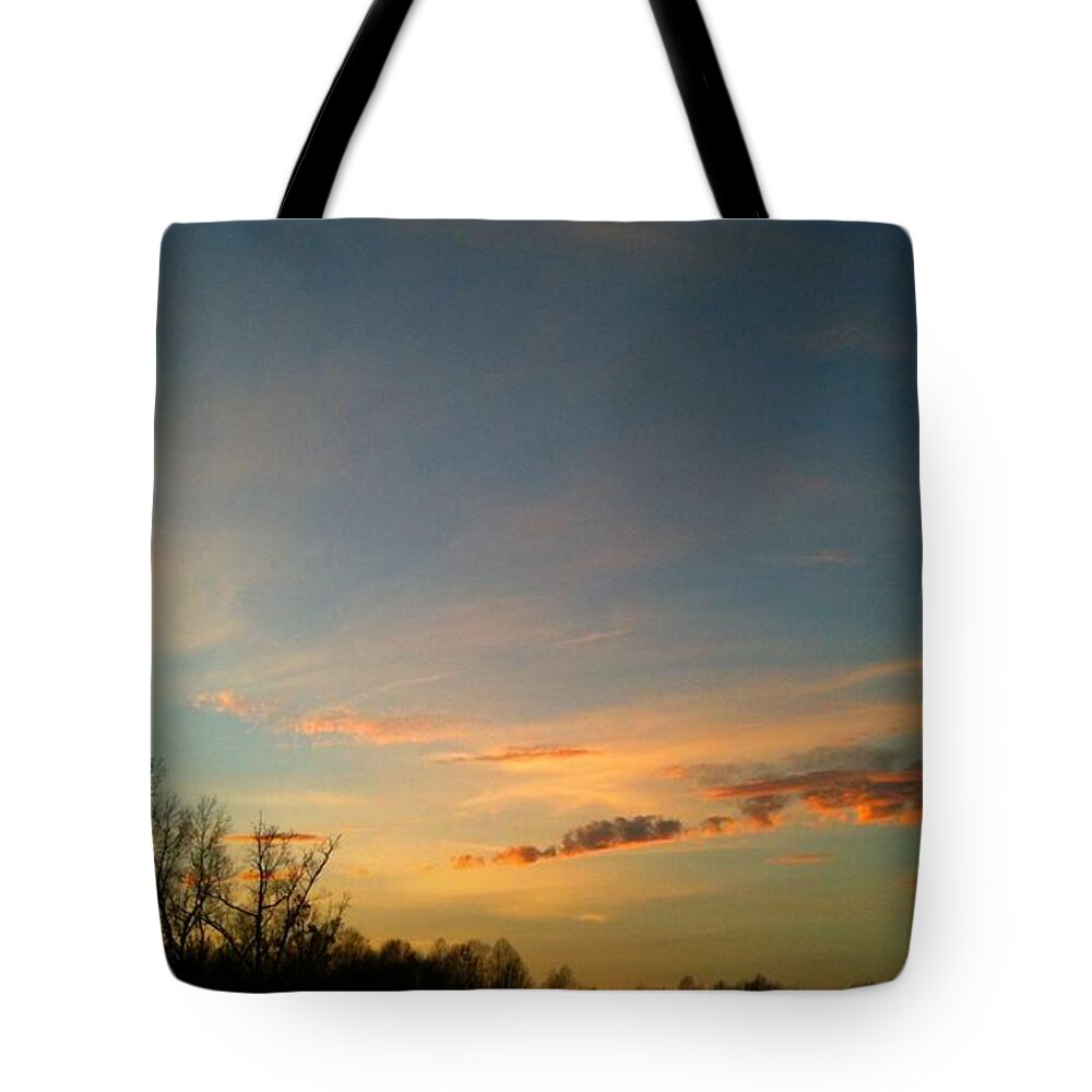 Durham Tote Bag featuring the photograph Wonder by Linda Bailey