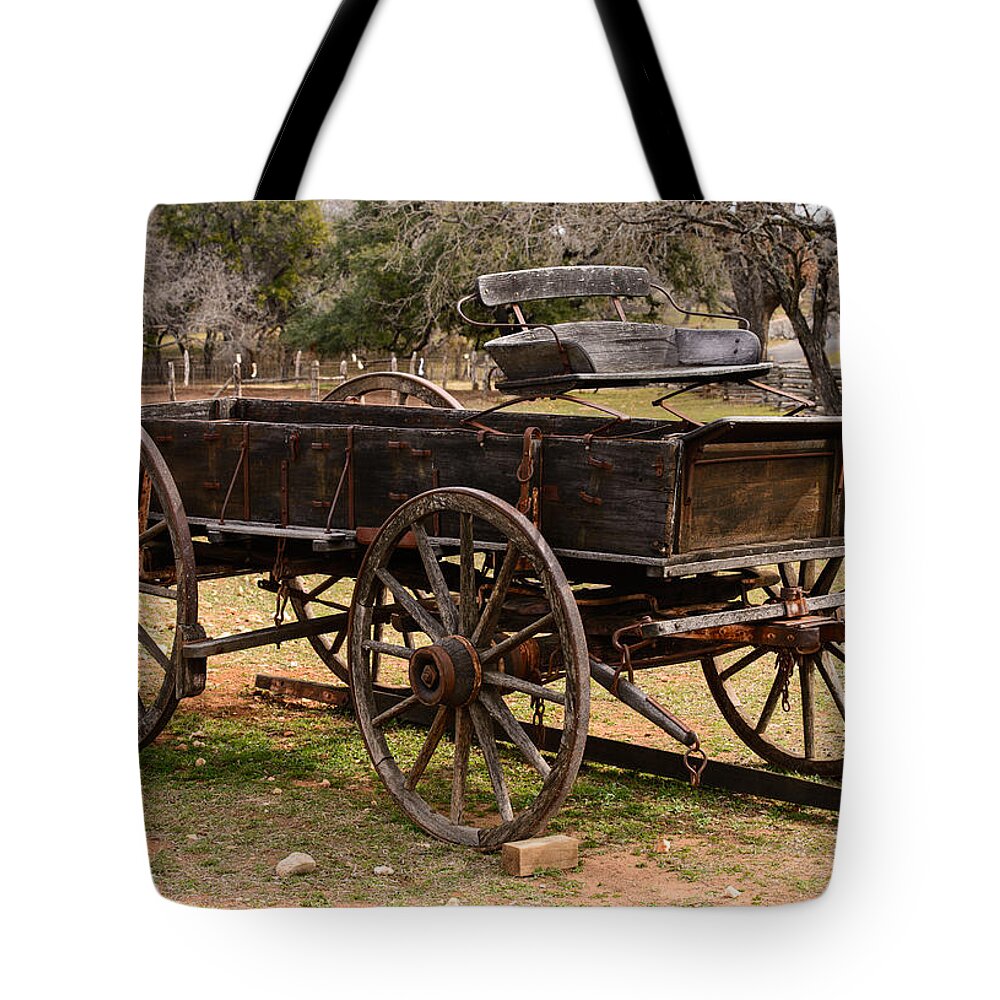 Lbj Ranch Tote Bag featuring the photograph Wooden Cart by John Johnson