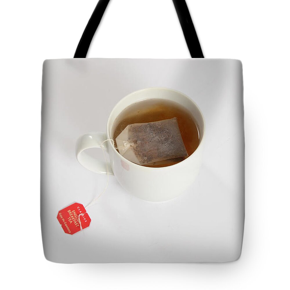 Beverage Tote Bag featuring the photograph Tea #1 by Photo Researchers, Inc.