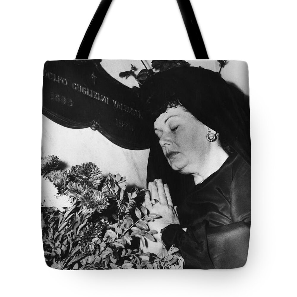 1948 Tote Bag featuring the photograph Rudolph Valentino #22 by Granger