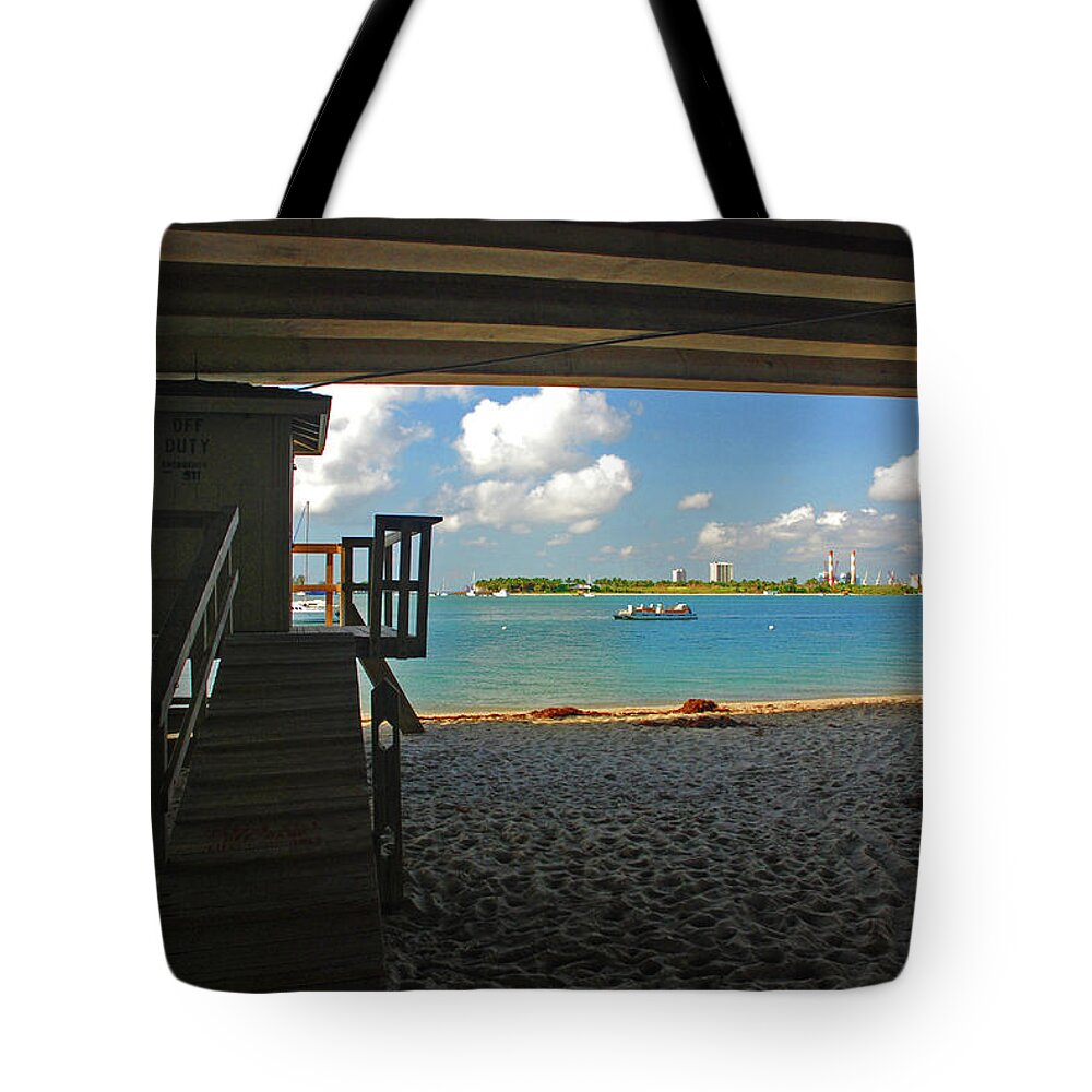 Phil Foster Park Tote Bag featuring the photograph 25- Down Under by Joseph Keane