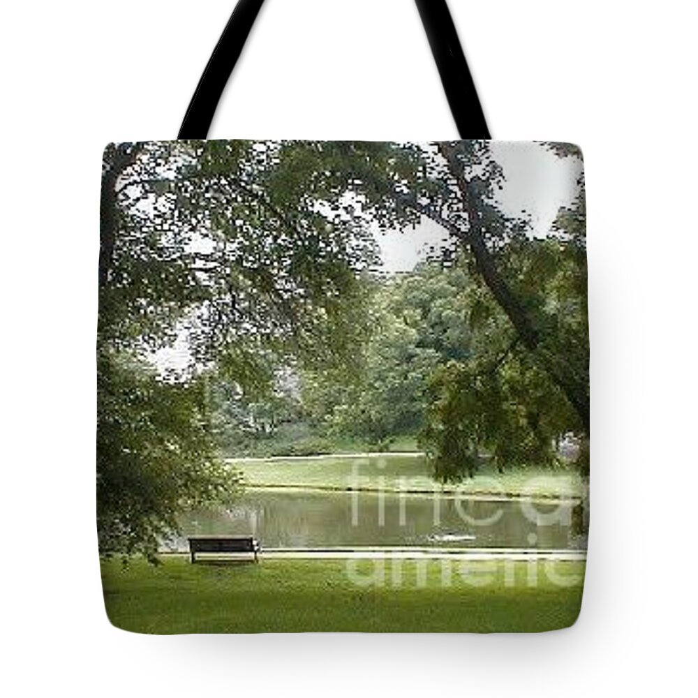 Bench Tote Bag featuring the photograph A Quiet Place by Vonda Lawson-Rosa