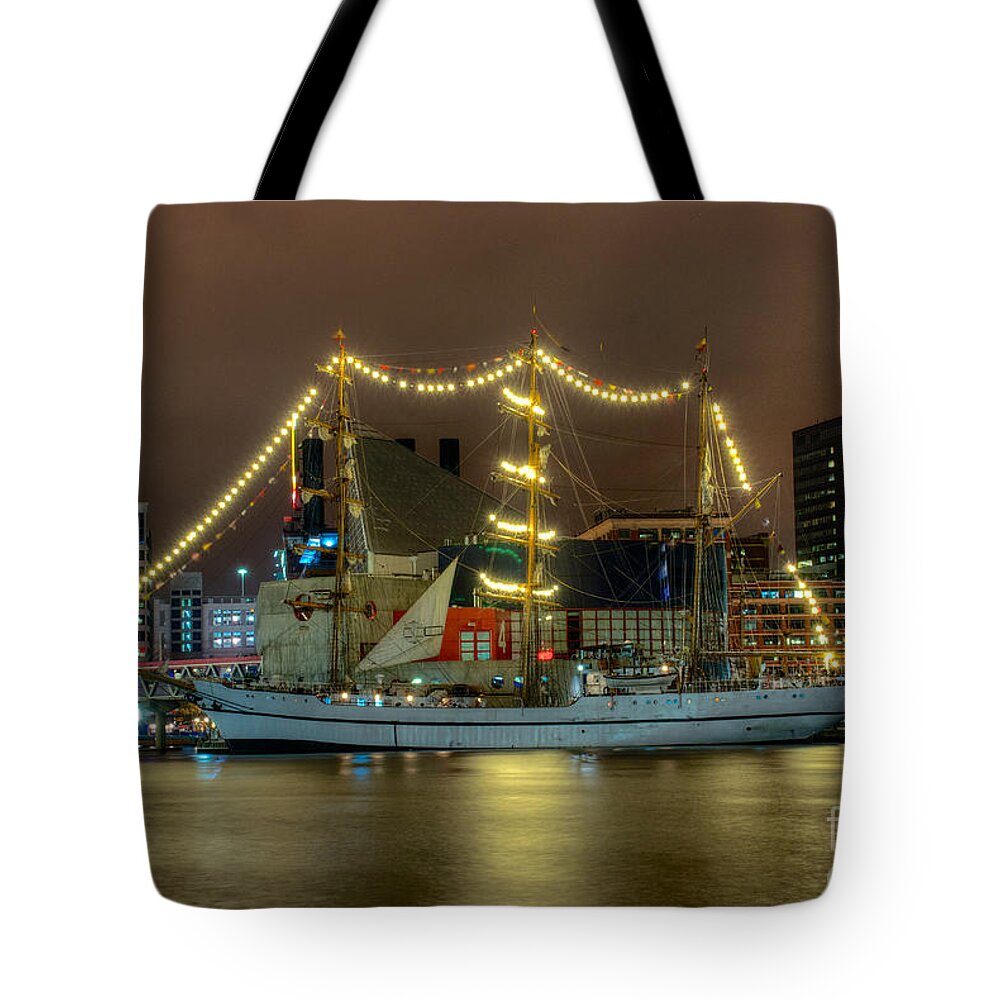 Baltimore Tote Bag featuring the photograph ARC Gloria 4 by Mark Dodd