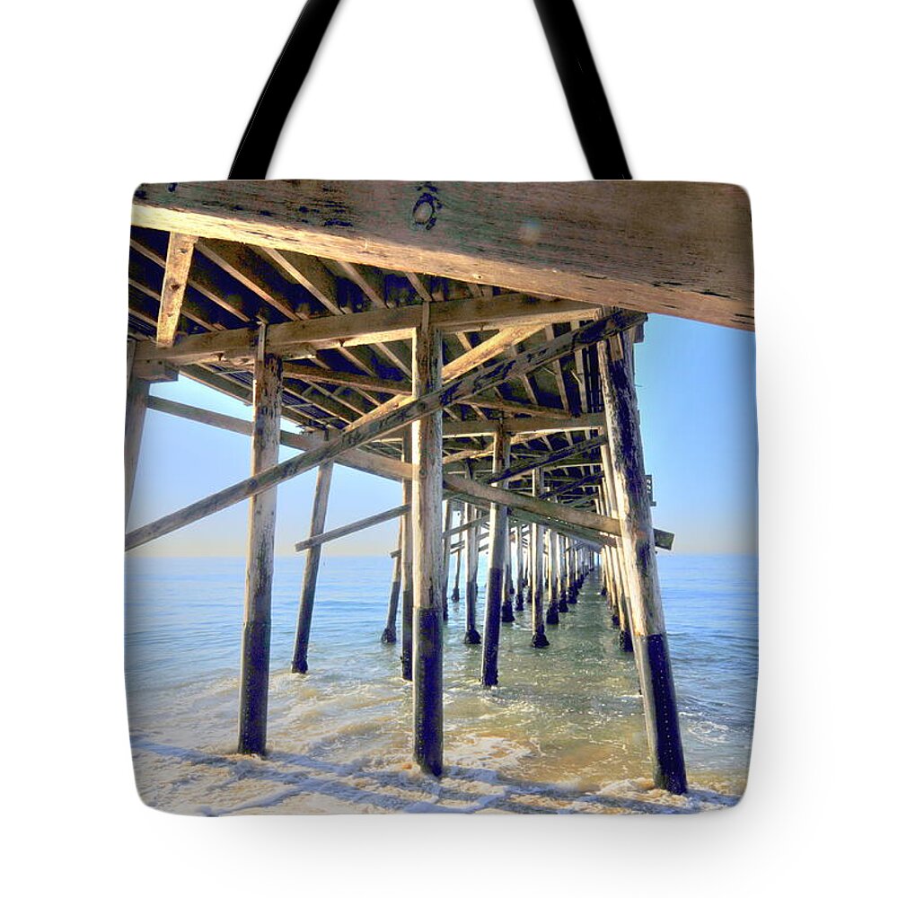 Newport Balboa Pier Tote Bag featuring the photograph Balboa Sunrise by Richard Omura