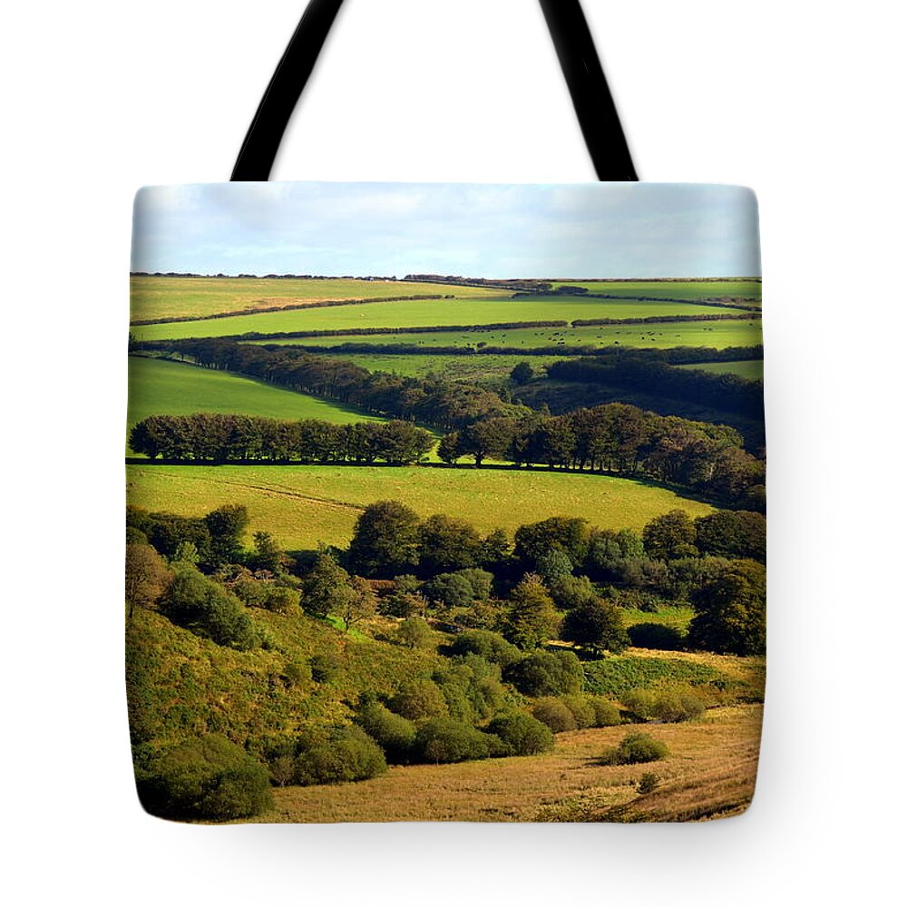 Somerset Tote Bag featuring the photograph Beautiful Somerset by Carla Parris