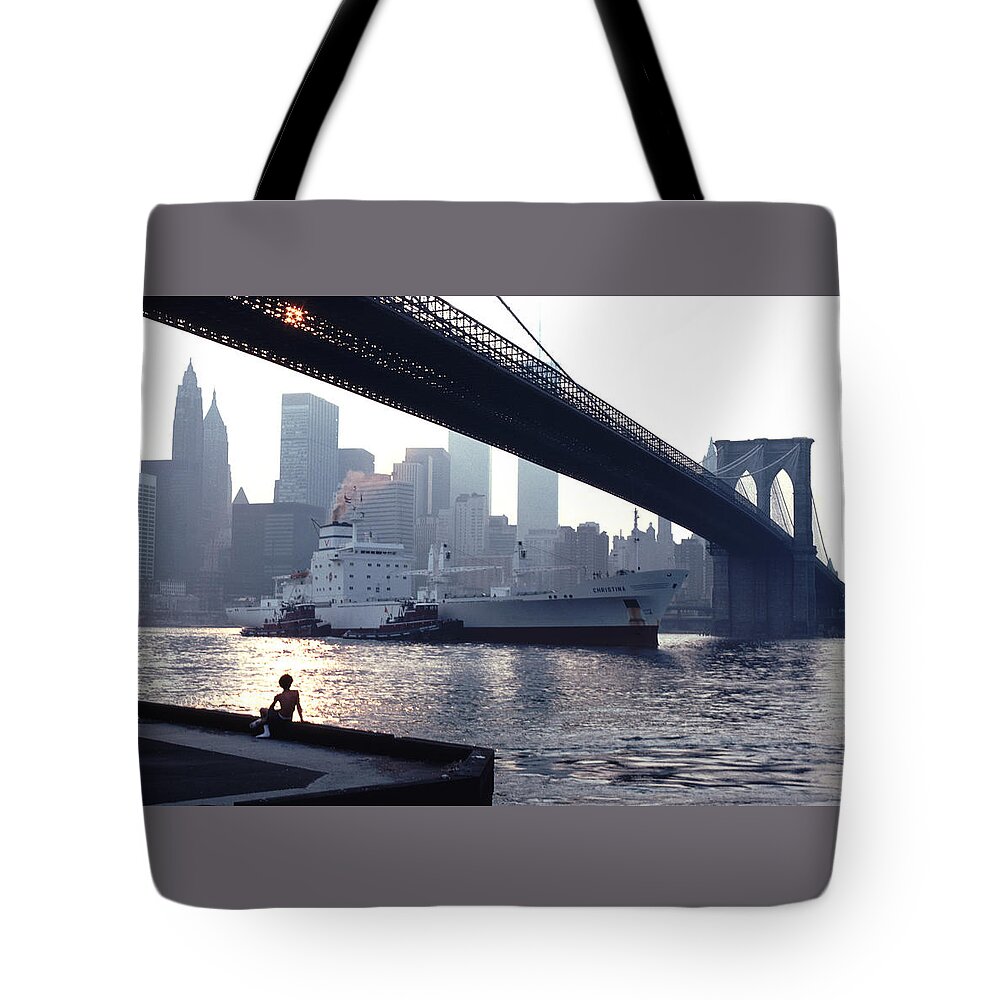 Awesome Tote Bag featuring the photograph Boy Freighter Brooklyn Bridge Sunset by Tom Wurl