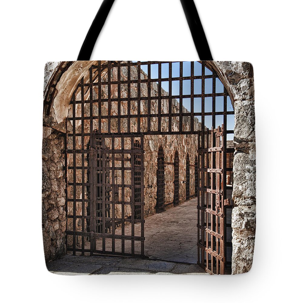 Southwest Tote Bag featuring the photograph Gateway To The Unknown by Sandra Bronstein