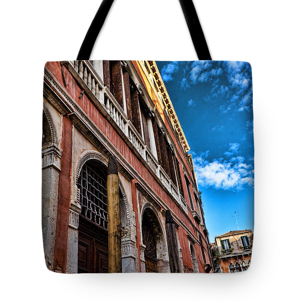 Blue Sky Tote Bag featuring the photograph Gondola View by Jon Berghoff
