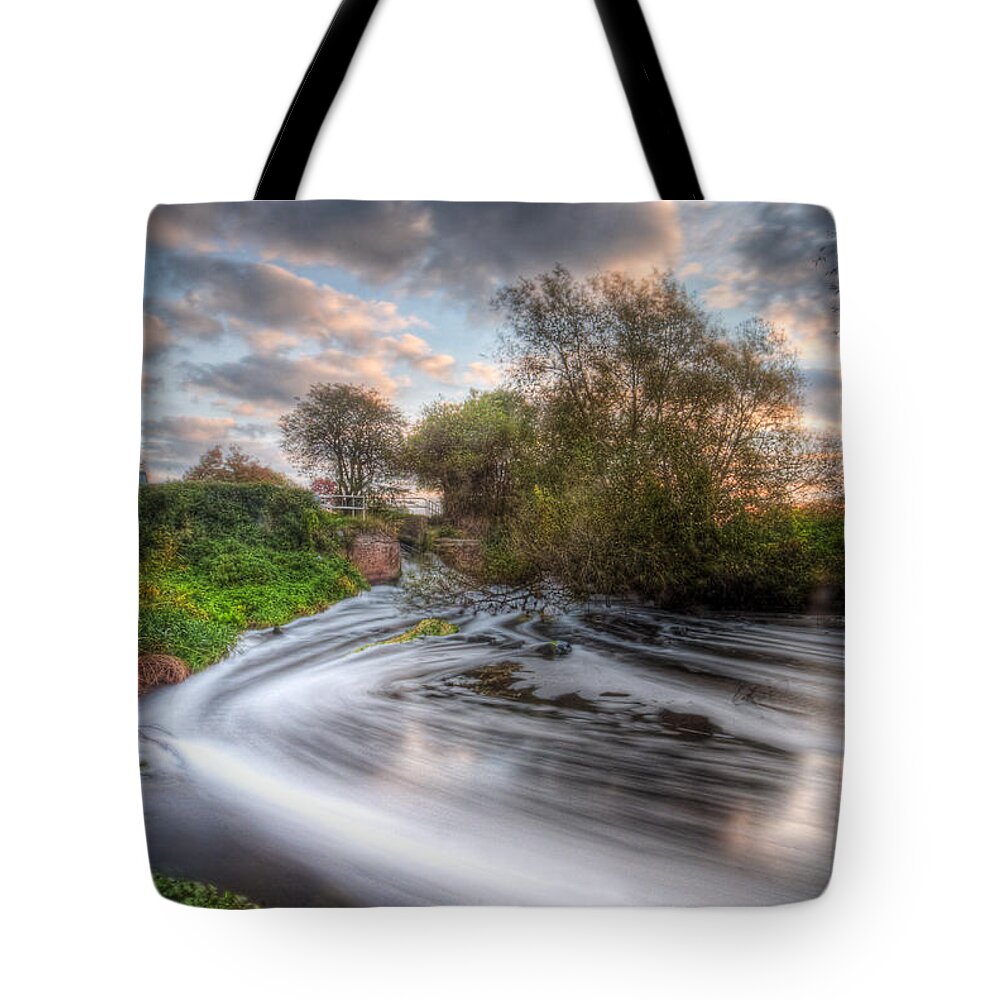 Hdr Tote Bag featuring the photograph Gush Forth 1.0 by Yhun Suarez