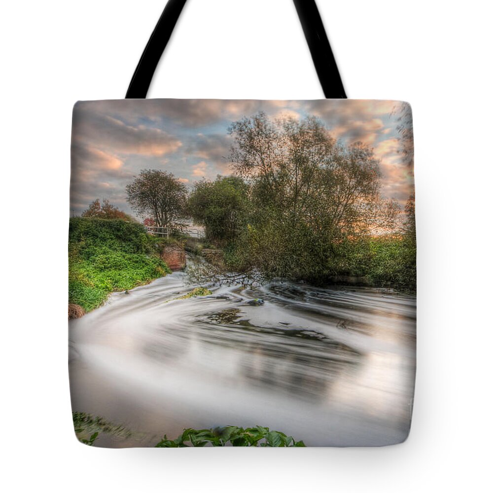 Hdr Tote Bag featuring the photograph Gush Forth 3.0 by Yhun Suarez