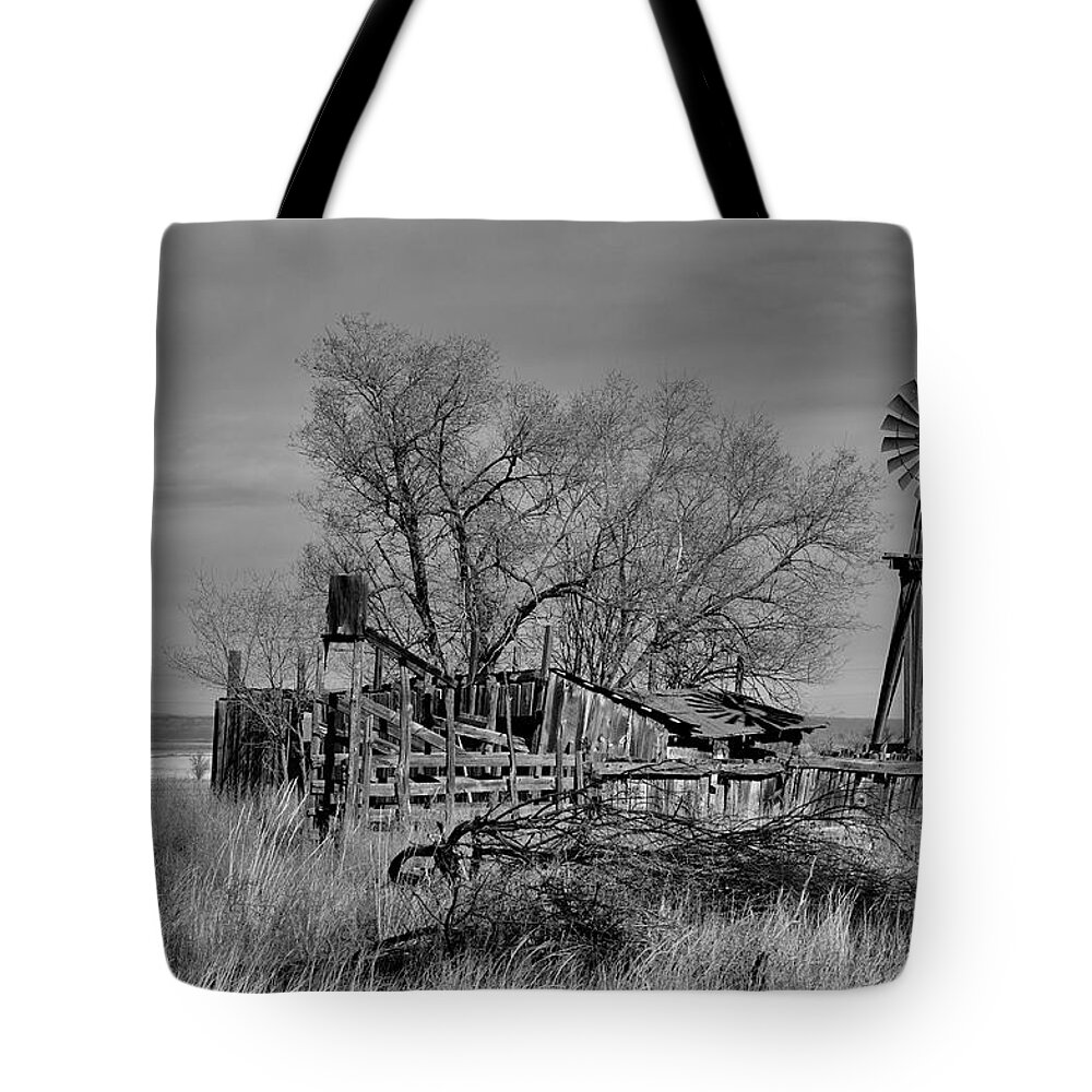 Landscape Tote Bag featuring the photograph High Plains Wind by Ron Cline