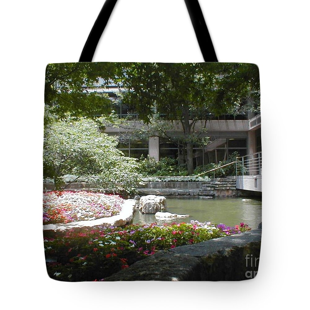 Courtyards Tote Bag featuring the photograph Inner Courtyard by Vonda Lawson-Rosa