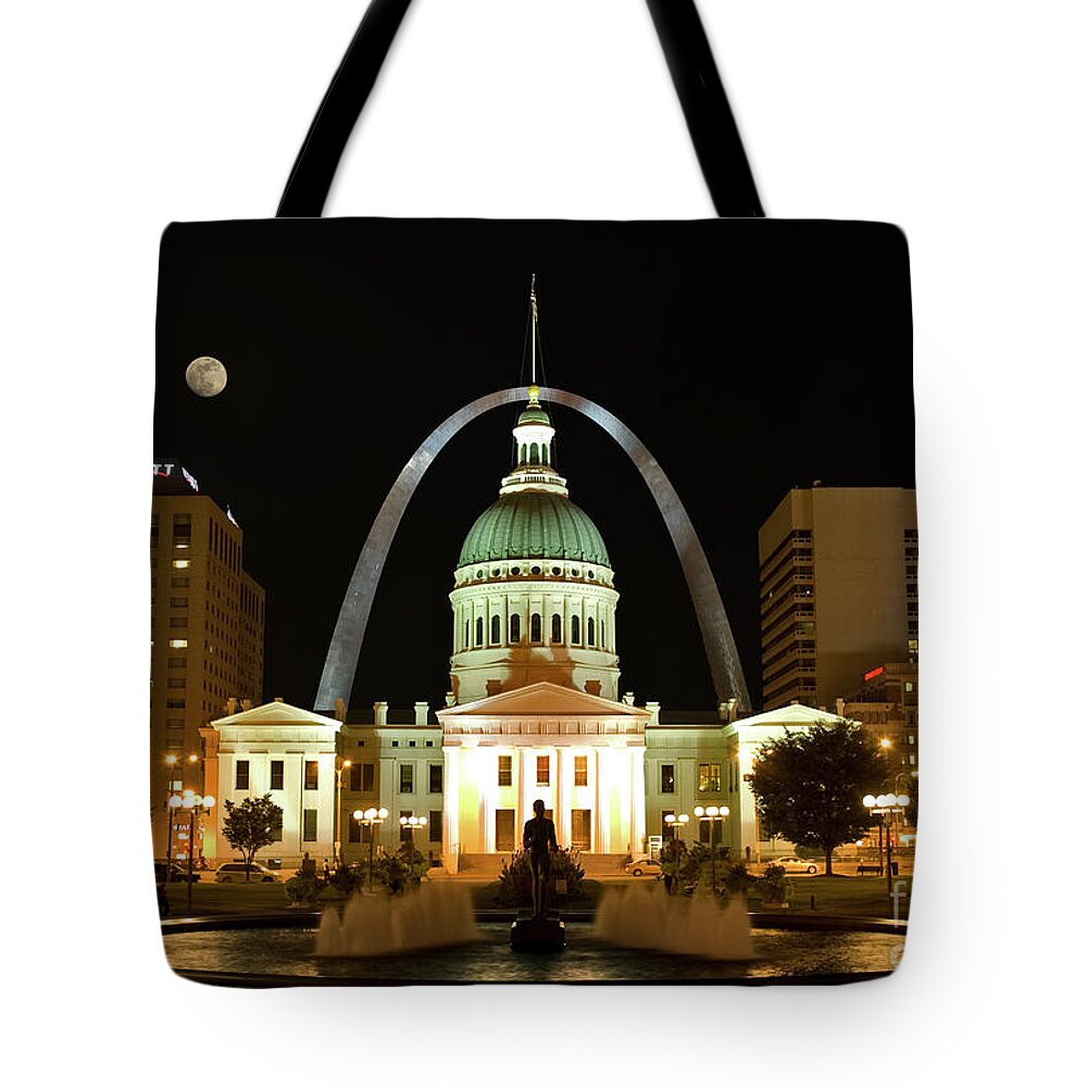 St. Louis Tote Bag featuring the photograph Kiener Plaza Running Man by Tim Mulina