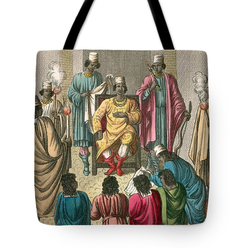 History Tote Bag featuring the photograph King Of Kongo Receiving Dutch by Photo Researchers