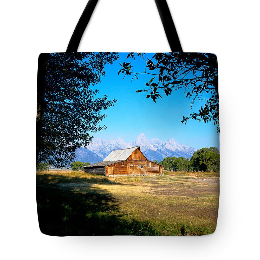 Grand Tetons Tote Bag featuring the photograph Moulton Barn by Sue Karski
