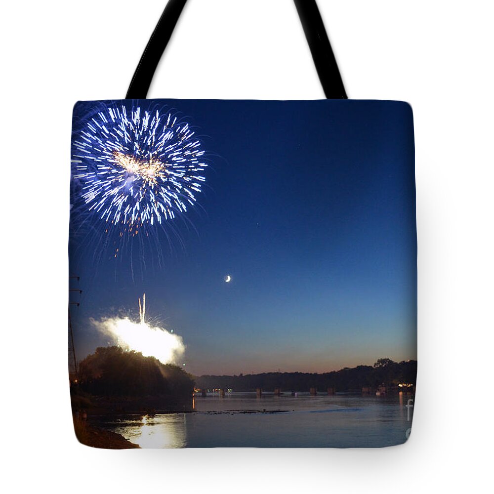 Color Photography Tote Bag featuring the photograph Sparkling Water by Sue Stefanowicz