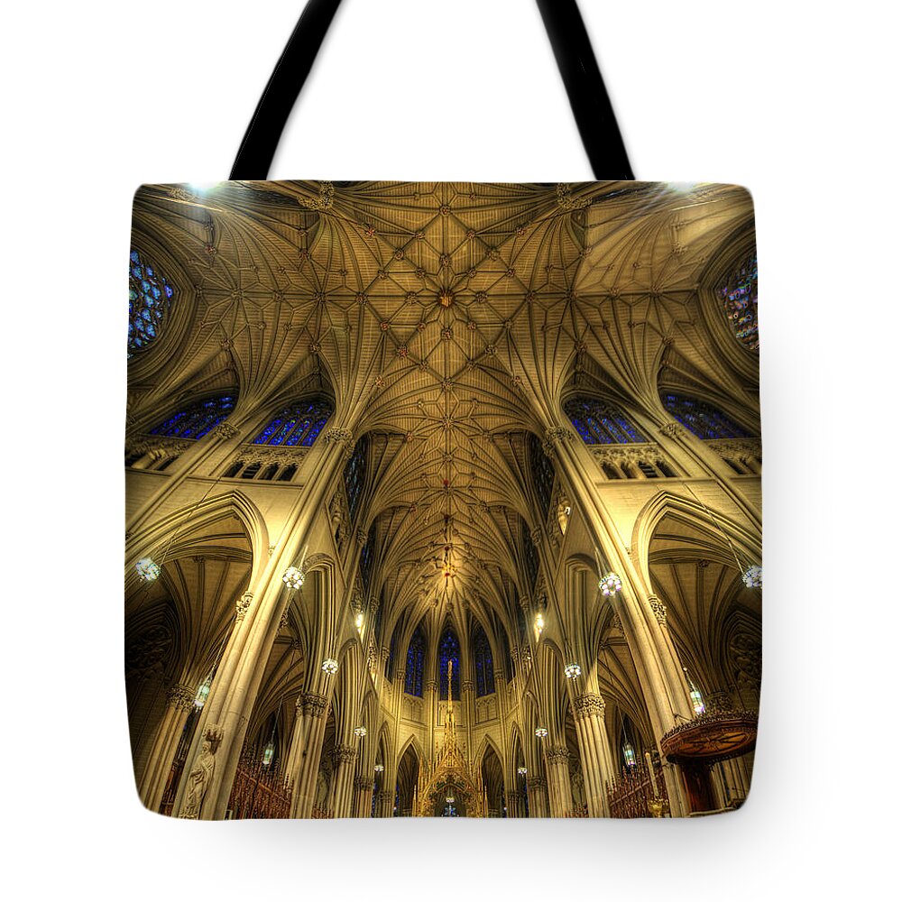 Art Tote Bag featuring the photograph St Patrick's Cathedral - New York by Yhun Suarez