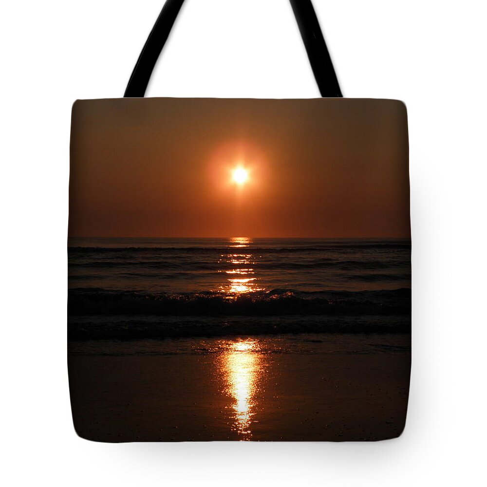 Sunrise Tote Bag featuring the photograph Star Rise by Kim Galluzzo Wozniak