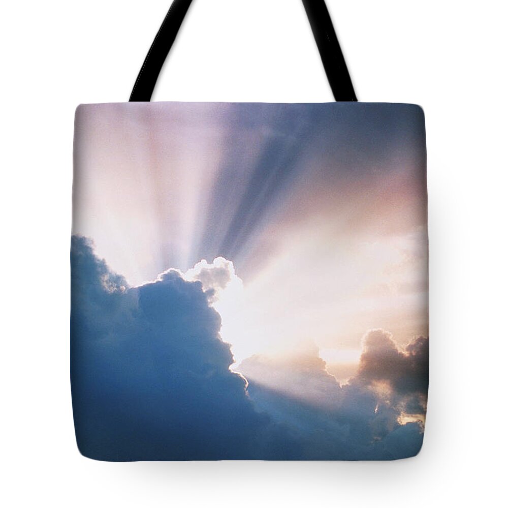 Sun Rays Tote Bag featuring the photograph Sun Rays by Erich Schrempp and Photo Researchers 