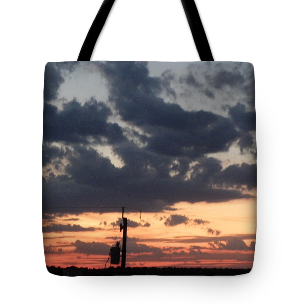 Sunset Tote Bag featuring the photograph Sunset over the Outer Banks by Kim Galluzzo Wozniak