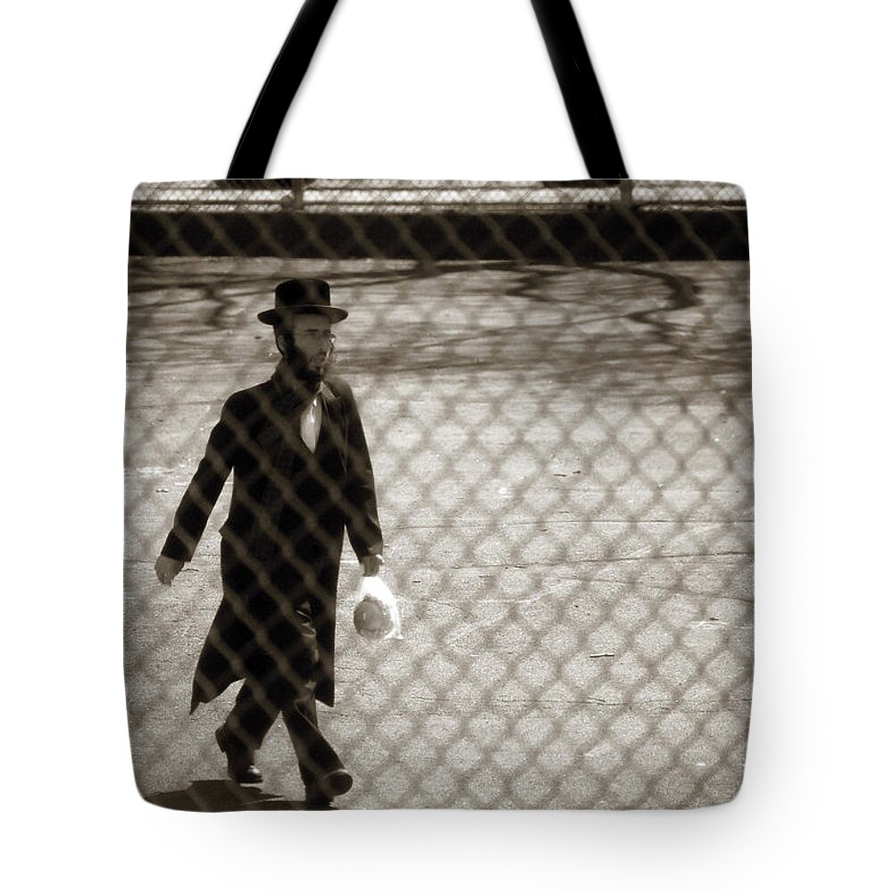 Man Tote Bag featuring the photograph The bag lunch by RicardMN Photography