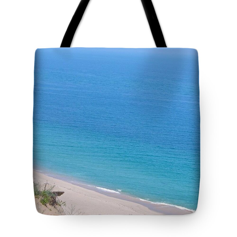Blue Tote Bag featuring the photograph The Beach At Nauset Light by Justin Connor