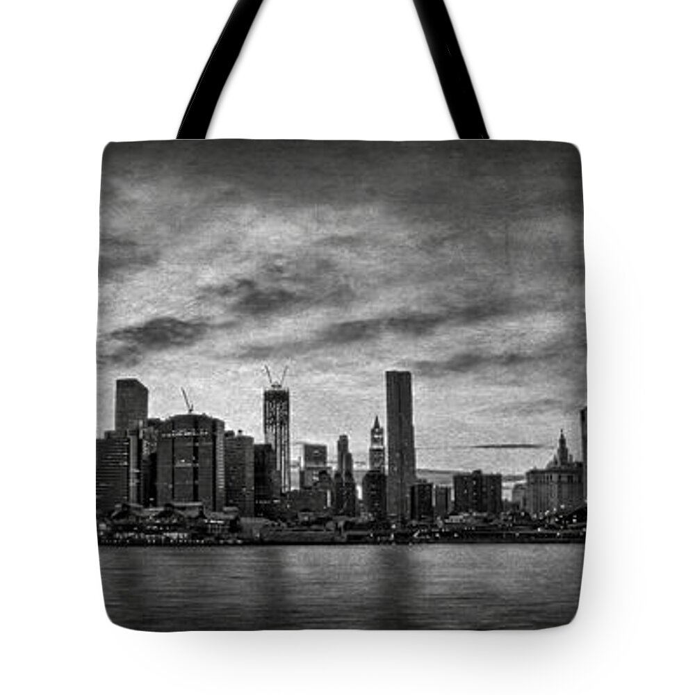 Manhattan Tote Bag featuring the photograph The Night Is Young by Evelina Kremsdorf