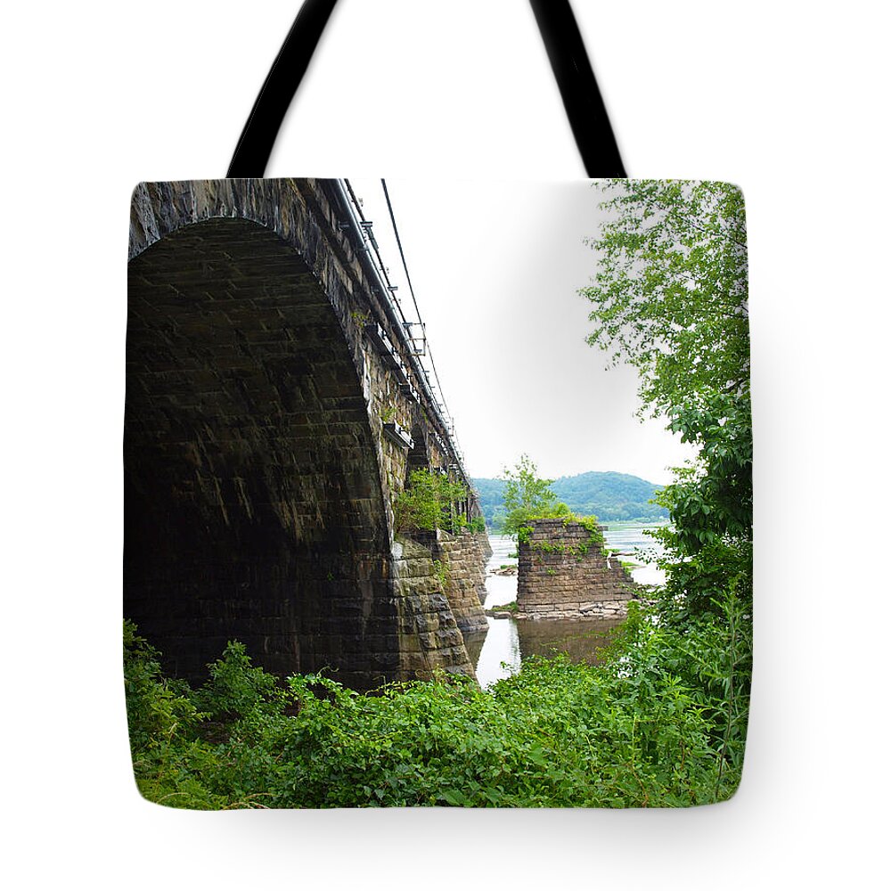 Bridges Tote Bag featuring the photograph the river in Pennsylvania by Robert Margetts