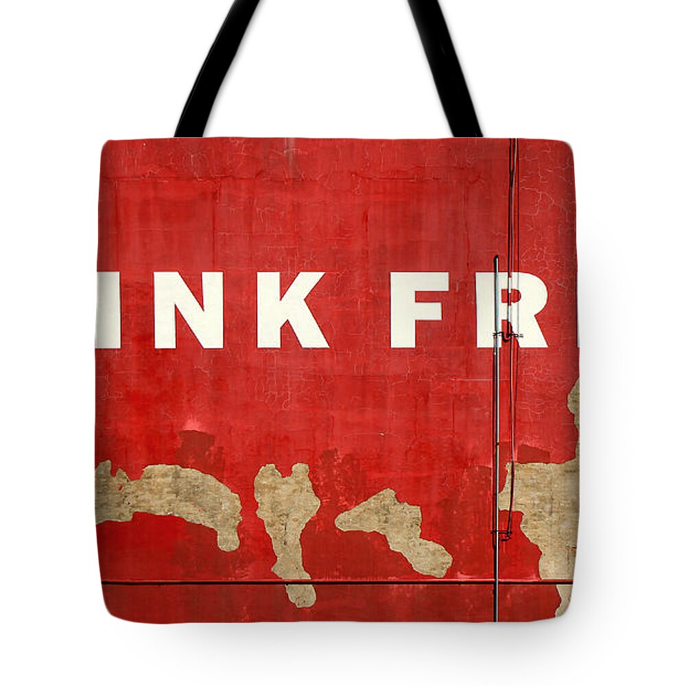 Freedom Tote Bag featuring the photograph Think Free by Andrew Fare