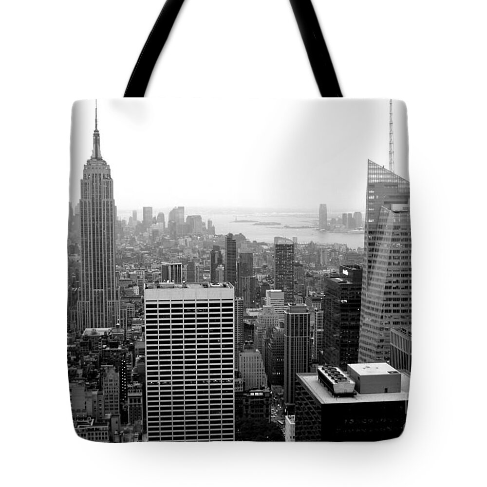 New York City Tote Bag featuring the photograph Towards The Harbor by Living Color Photography Lorraine Lynch