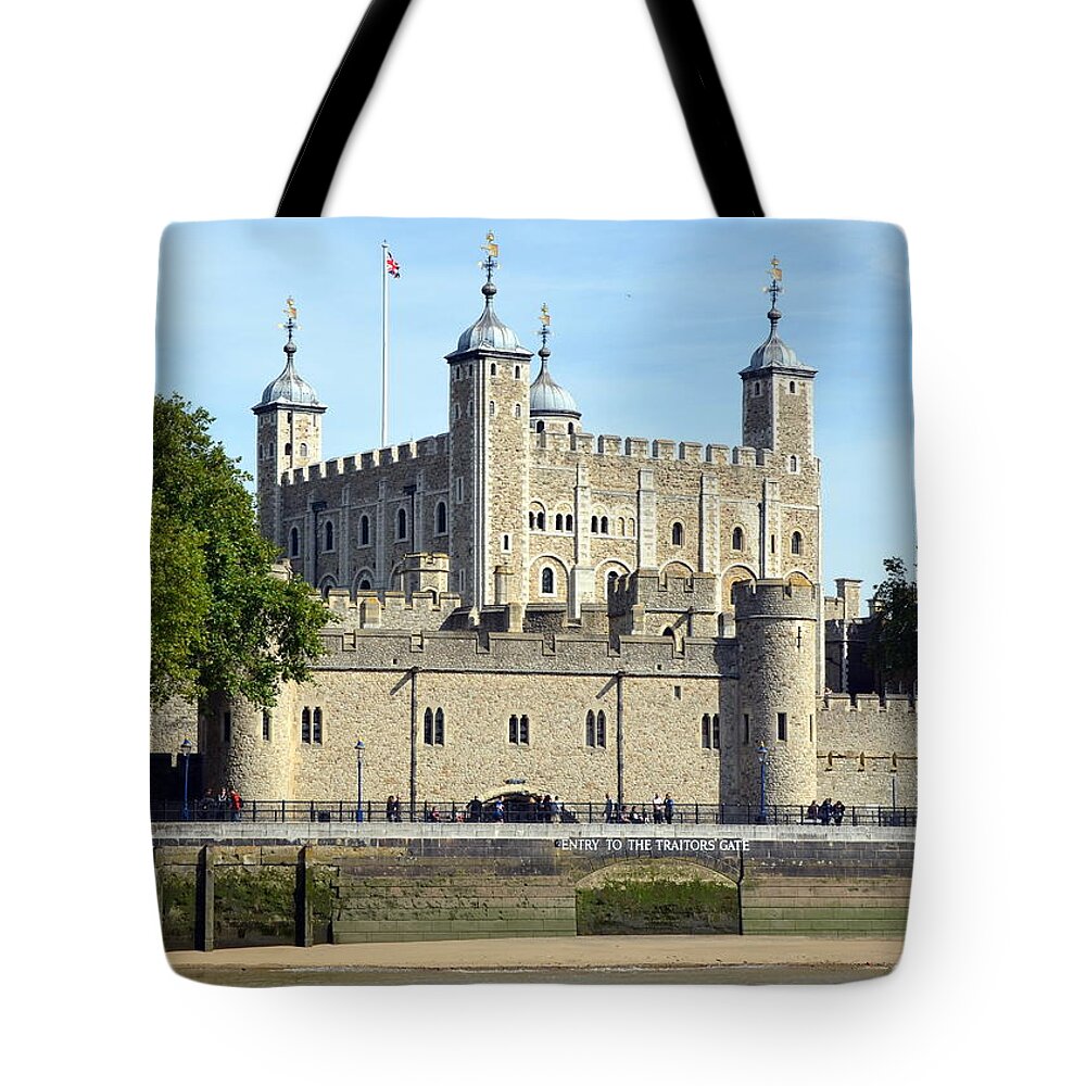 Tower Tote Bag featuring the photograph Tower and Traitors Gate by Carla Parris