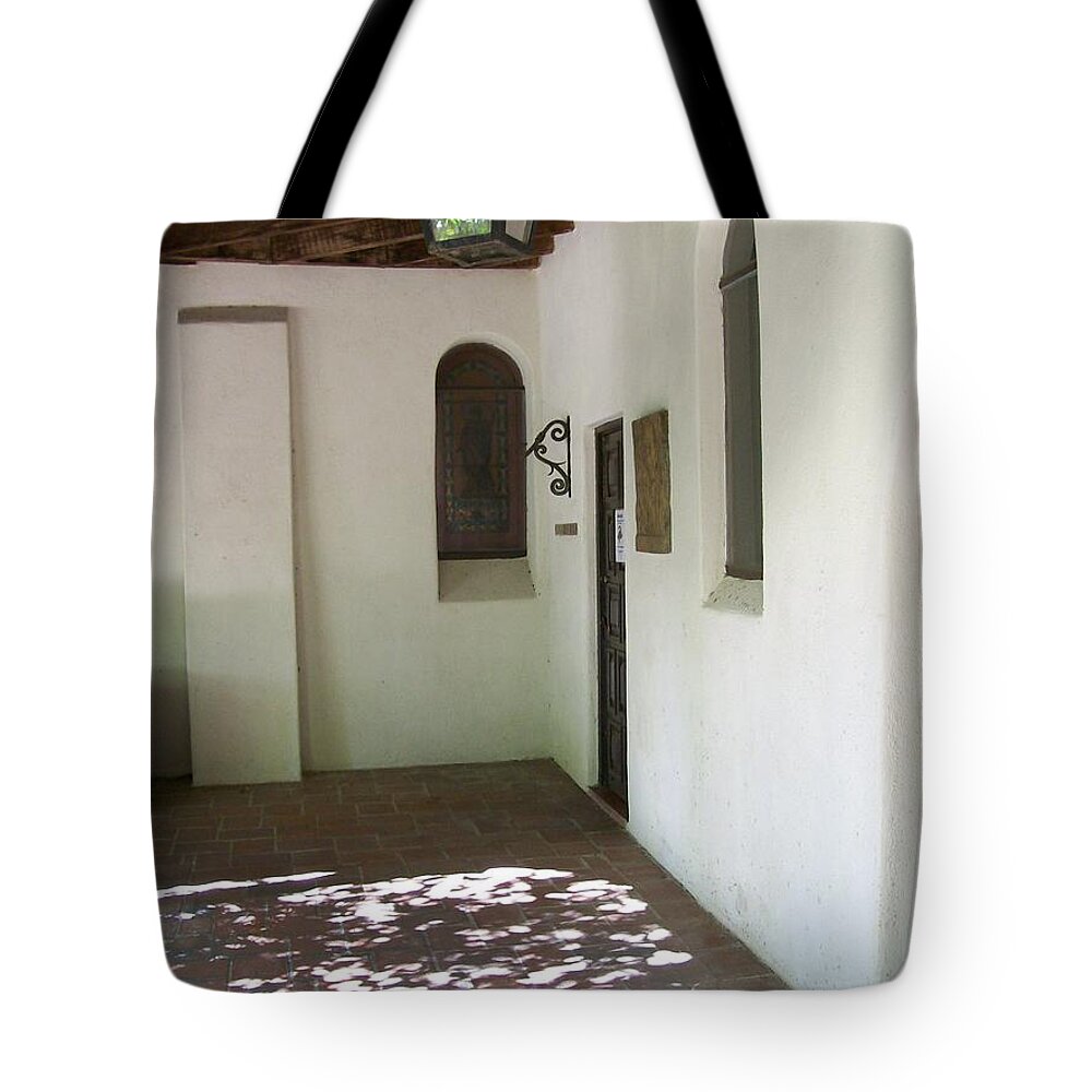  Tote Bag featuring the photograph Sun Dance by Kathleen Heese