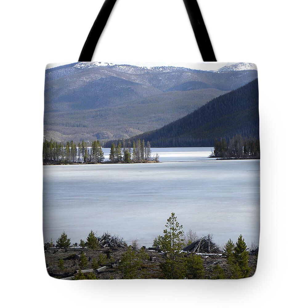 Bergs Tote Bag featuring the photograph Granby Lake RMNP by Margarethe Binkley