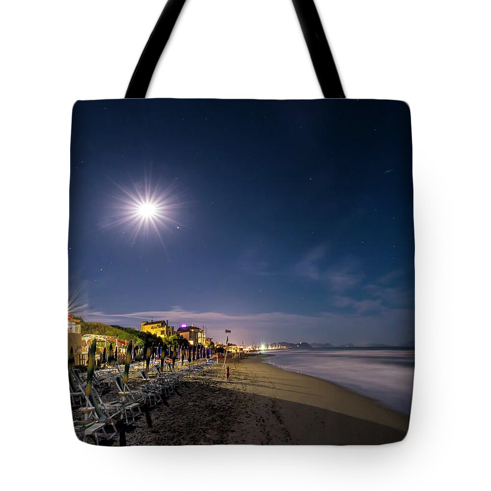 Passeggiatealevante Tote Bag featuring the photograph Beach At Night - Spiaggia Di Notte #2 by Enrico Pelos