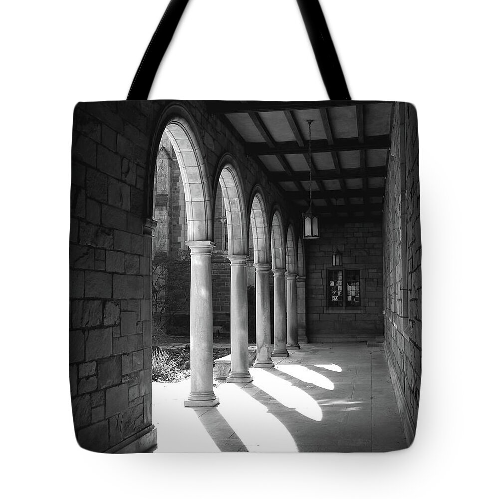 Ann Arbor Tote Bag featuring the digital art Black And White Pillars #1 by Phil Perkins