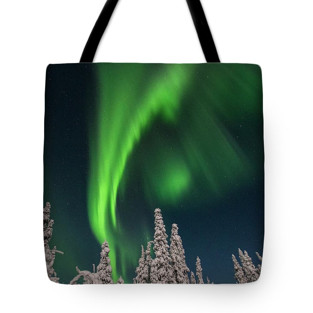 Aurora Tote Bag featuring the photograph Dancing in the night #1 by Erika Fawcett