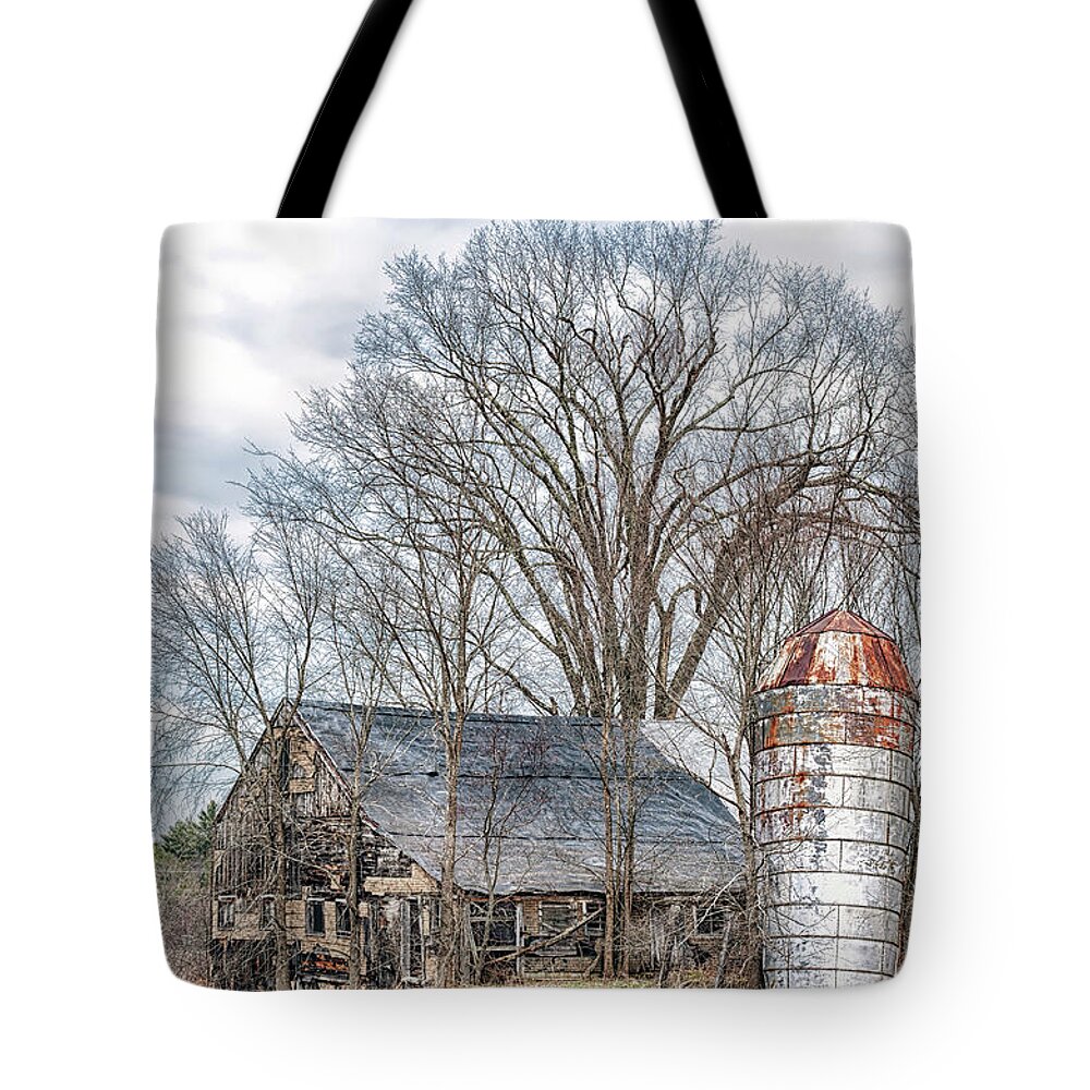 Abandoned Tote Bag featuring the photograph Forsaken #3 by Richard Bean